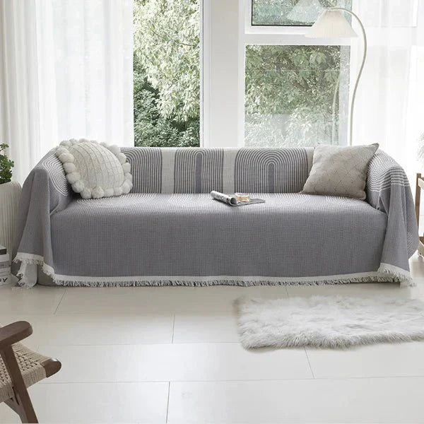 Waterproof, non-slip sofa cover for 2- and 3-seater sofas
