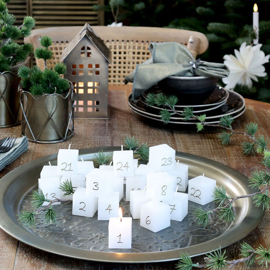 Chic Antique – Adventskerzen Set mit 24 Stück in Antique Weiß (1-24)